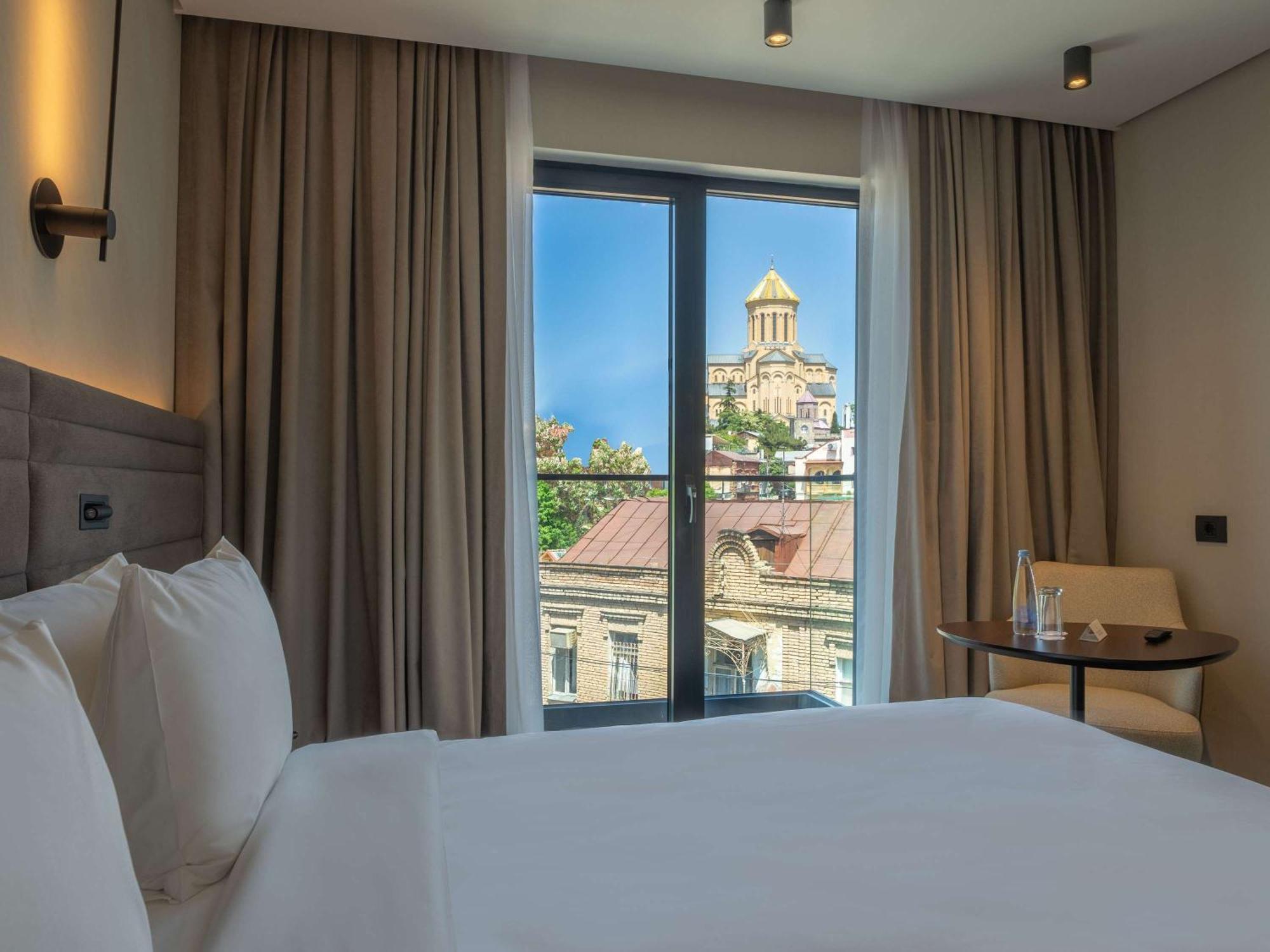 Novotel Tbilisi Center מראה חיצוני תמונה