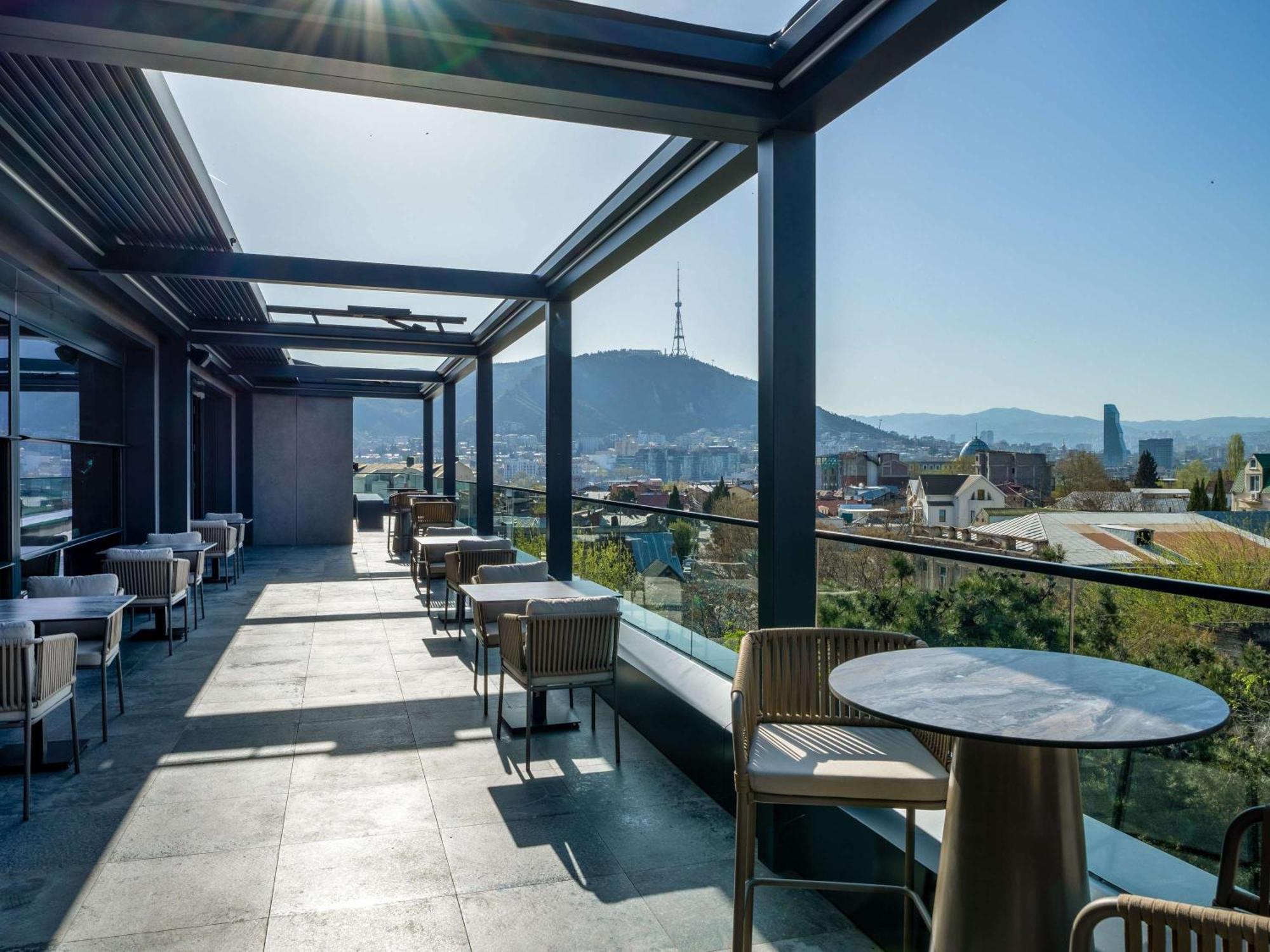 Novotel Tbilisi Center מראה חיצוני תמונה